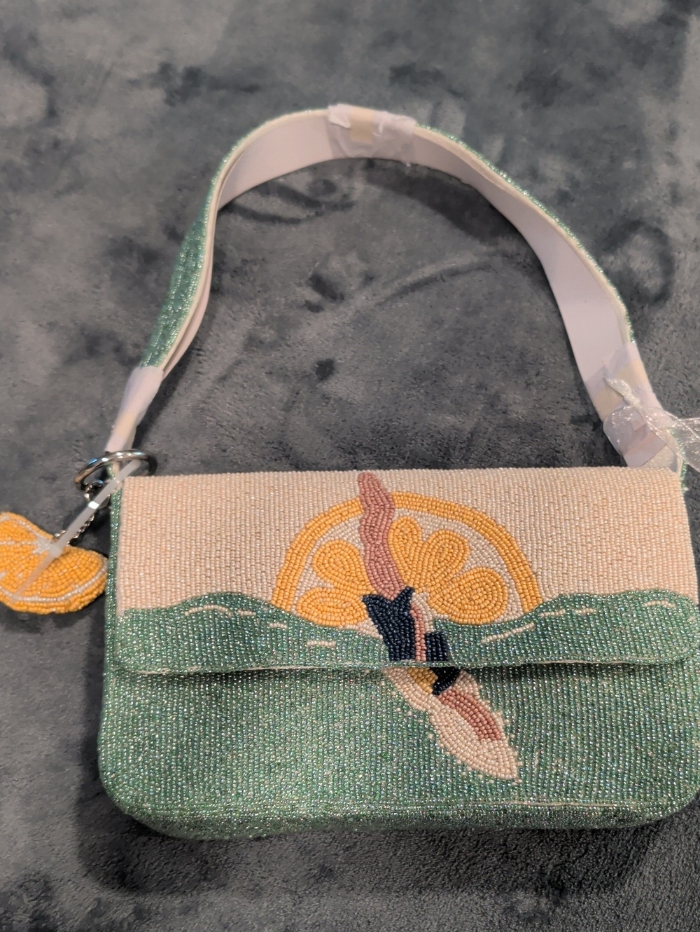 Beaded Green and Cream Shoulder Bag with Diver Floral Motif